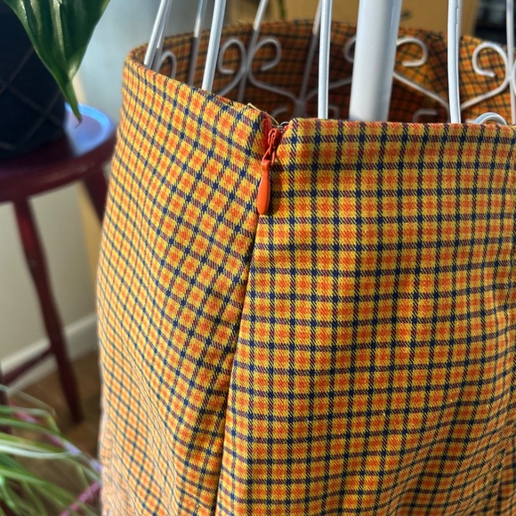 Urban Outfitters plaid mini skirt - Picture 3 of 6